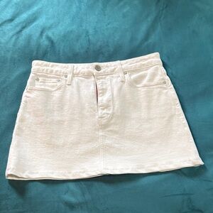 Alice & Olivia Size 29 White Denim Mini Skirt - Classic A-Line Style